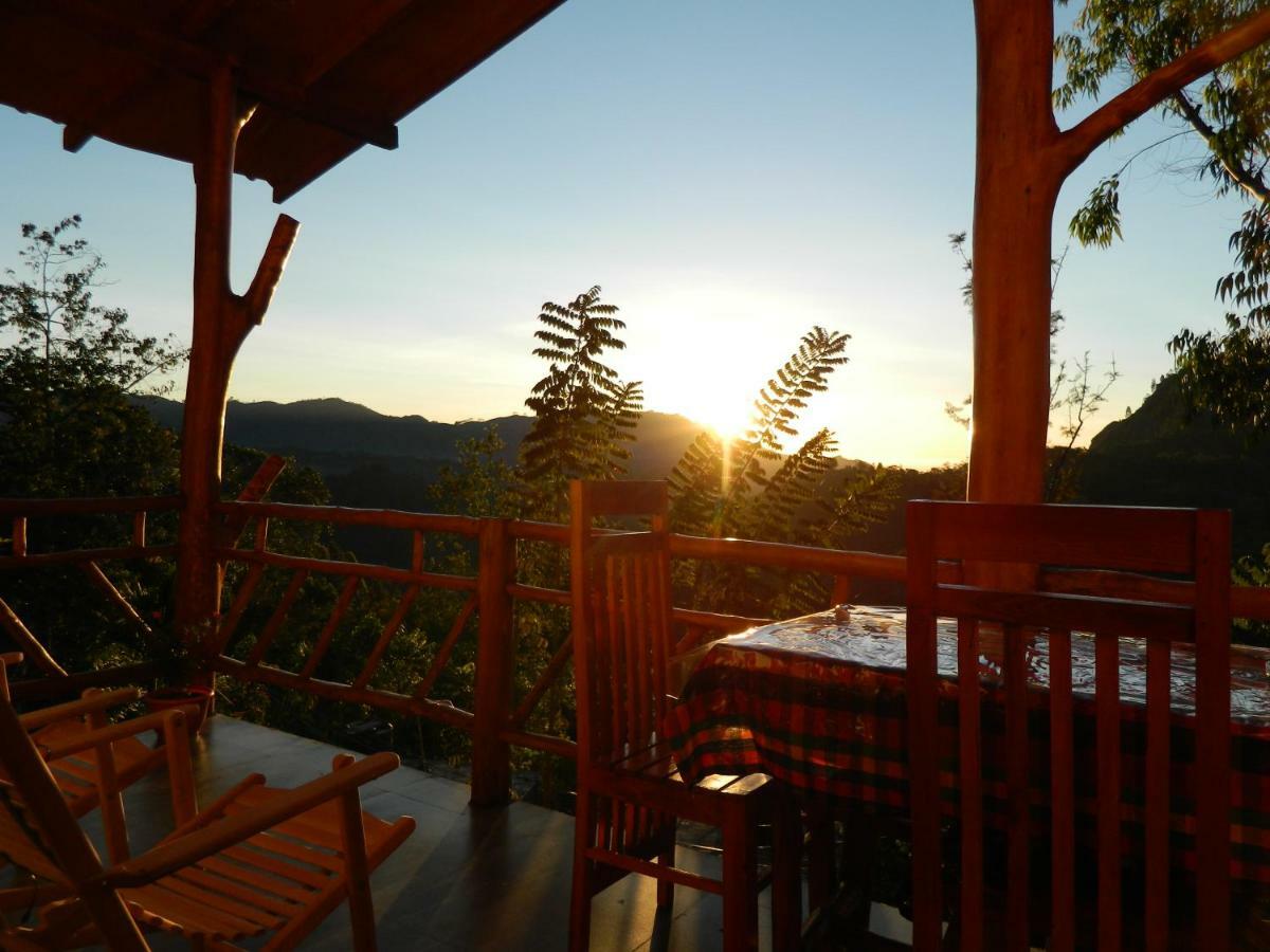 sunlit cottage ella Esterno foto
